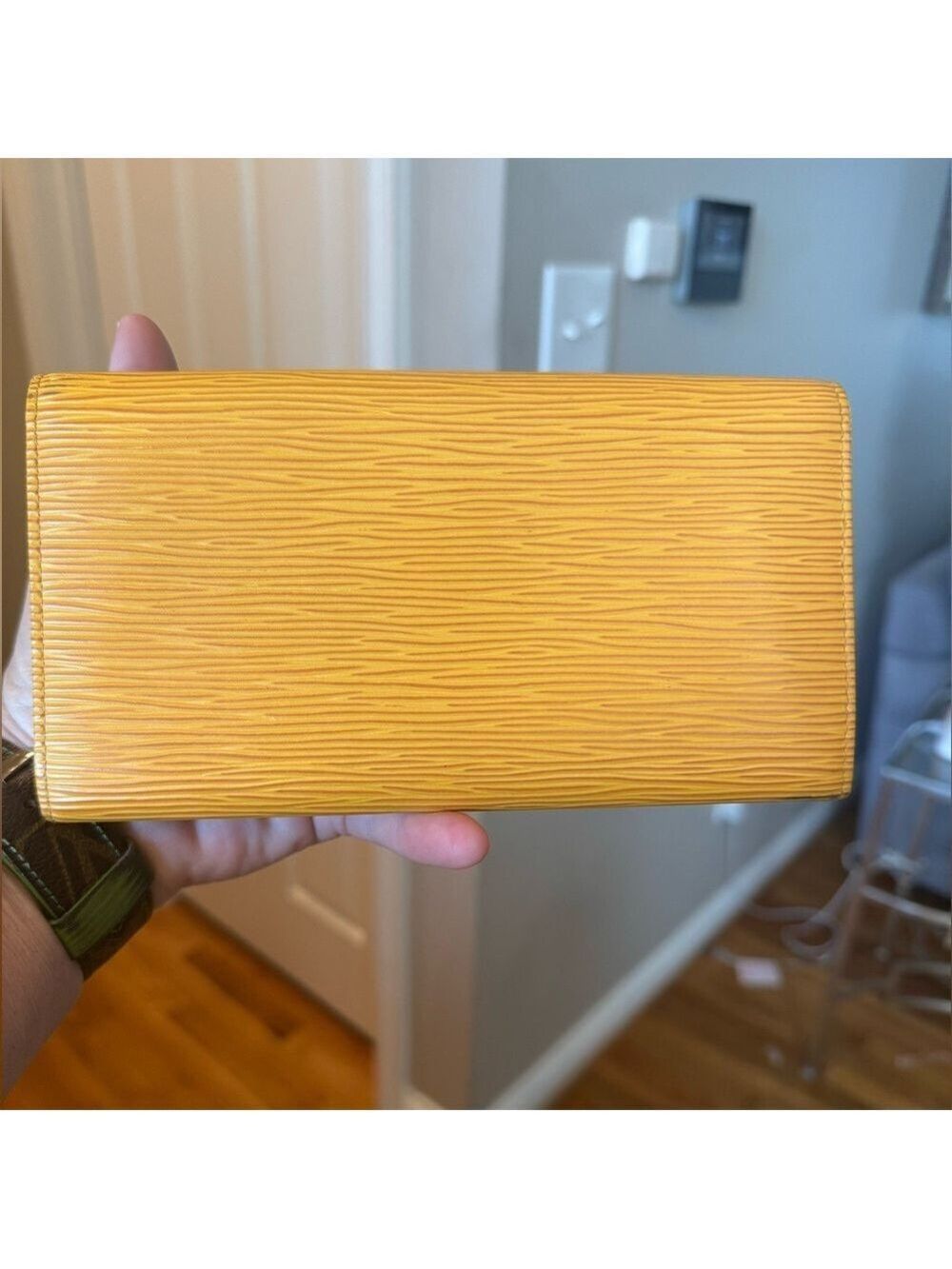 Louis Vuitton - Authentic - Yellow Epi Long Wallet w/Purple Interior - EUC - Picture 2 of 10